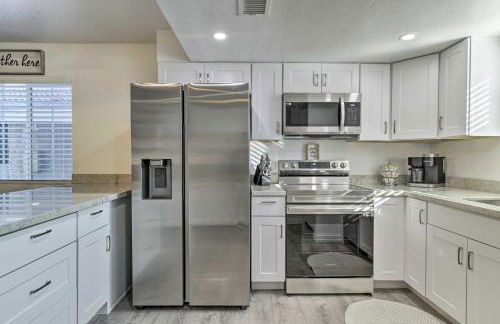 Steps to Dtwn Gilbert! Condo with Furnished Porch - Foto 10