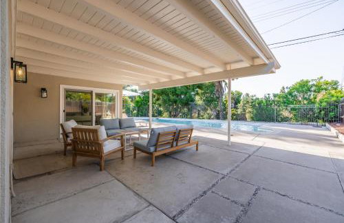 #Marbella Lane - Cozy Modern Home with Relaxing Design & Pool - Foto 61