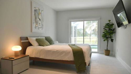 Luxury contemporary hidden gem - Photo 5