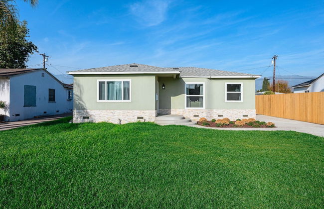 Luxury Modern Retreat w Spacious Yard Premium Comfort - Foto 56