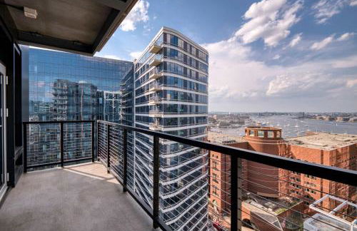 Luxury Apt with Balcony In Seaport - Foto 12