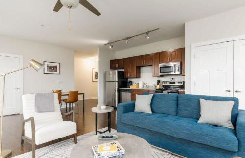 CozySuites Music Row Spacious 2BR with free parking 40 - Foto 6