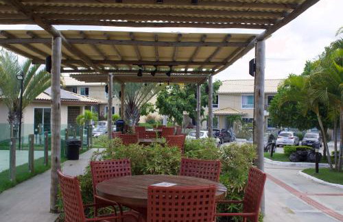 APT Completo - Suíte - 2 Ar-condicionados, Wi-FI, Piscina, garagem, portaria - aconchegante - Foto 41