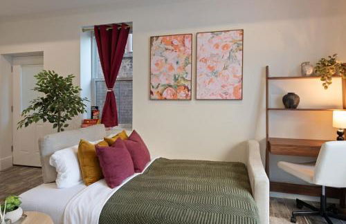 Travelers Dream that's Mins to NYC having Game Room and Parking - Foto 40