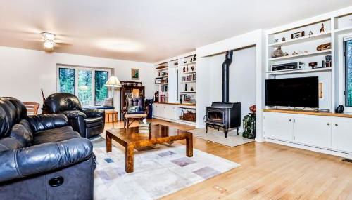 Boygan Bungalow - Photo 2