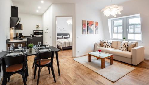 Goethe Palais Suite Zauberlehrling 4P l Lift l Parkplatz I Zentrum I Helios - Foto 2