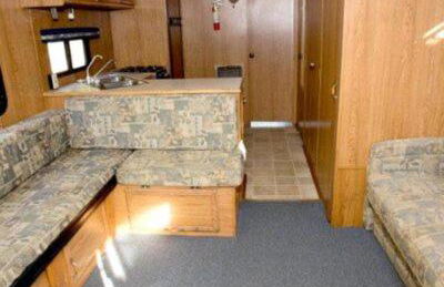 Spacious Muskie Houseboat - Sleeps 8 - Massive Upper Penthouse - Fast Wi-Fi HB10 - Foto 9