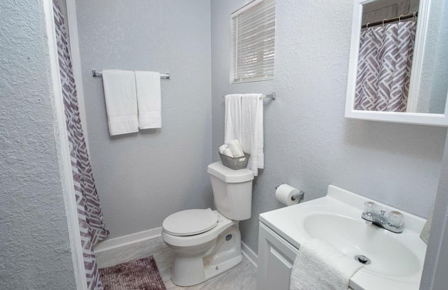 Wonderful 3 BR 2 BA Near Downtown - Foto 15