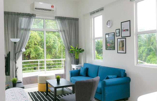 GreyWalls Scandinavian House by Sanguine - Foto 1