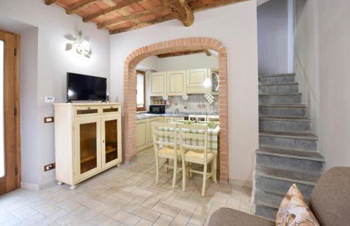 Cozy Home In Gualdo With Wifi - Foto 14