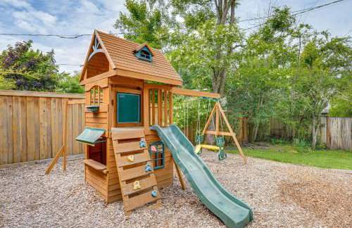 1 Mi to UO Campus - Family Home with Pool Table! - Photo 2