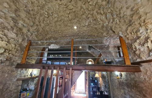 Pyrgos 1869 with Private Pool - Foto 27