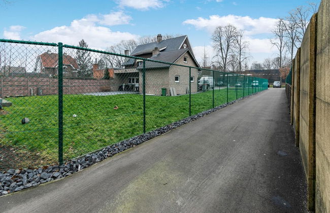 Duplex Apartment in the Shopping Street of Maasmechelen - Foto 63