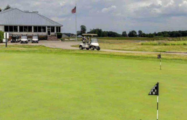 Spacious 4BR Home With Pool in Indianapolis - Foto 13