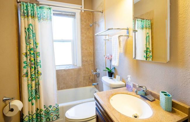 The Colorado Clubhouse in Capitol Hill - Photo 18