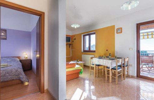 One-Bedroom Apartment In Vodnjan - Photo 9