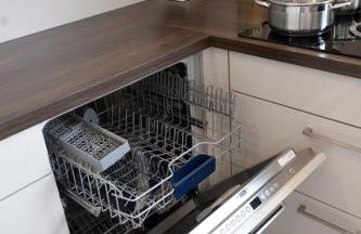 CASA8070 - Exklusive große Maisonette-Wohnung 91 qm für Familien, Gruppen, Geschäftsreisende, inklusive Parkplatz, WLAN, Kaffee und Tee, voll ausgestattet für 1 bis 9 Personen, zentrumsnah an der Autobahn A9 Ingolstadt-Süd - Photo 19