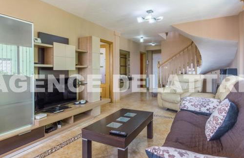 Magnifica Villa privada , 4 dormitorios, 2 baños, piscina, barbacoa, Wifi - ES-389-31 - Foto 4