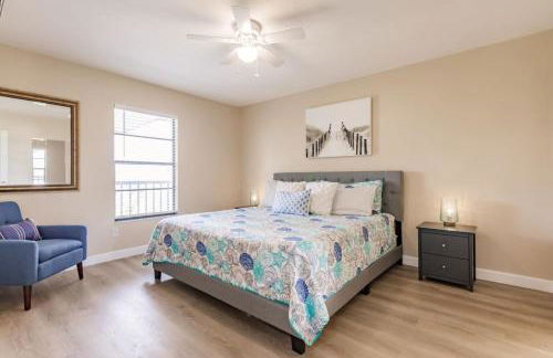 Park Shore Resort Top Floor BLDG J 455 Great View - Foto 12