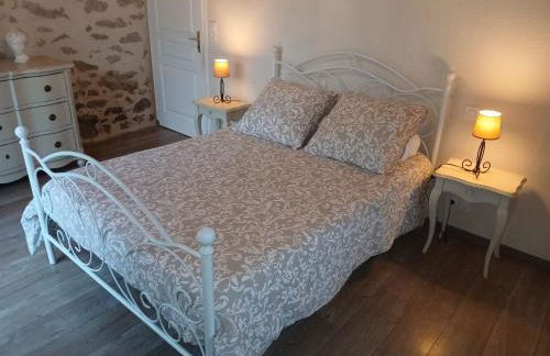 Gîte rénové mitoyen PMR, 3 chambres, terrasse, proche nature - FR-1-426-112 - Photo 15