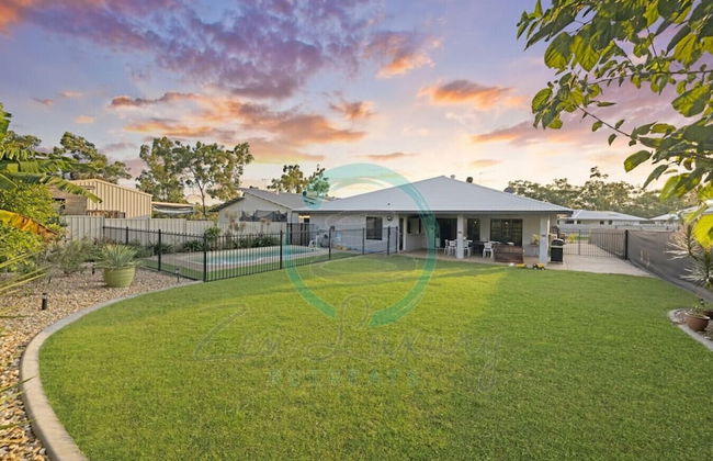 ZENHOUSE - 5BR Family with Private Pool - Foto 12