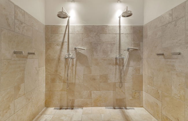 Ocean Breeze Villa with private pool - Photo 38