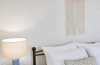 Sunny yard apartments - Photo 23