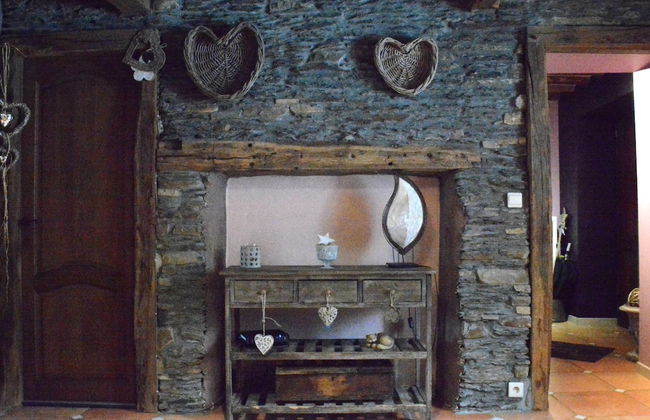 Champlon Villa Near Forest - Photo 12