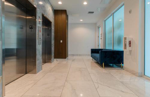 MIAMI WOOD APART HOTEL NEW 2025 - PRIVATE TERRACE - Parking - Beach 5 min - Foto 58