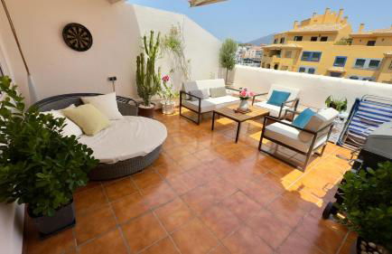 BANUS HAUSE Marbella - Photo 3