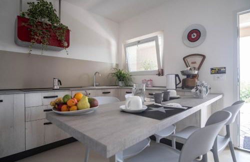 Mini Amina - Foto 10