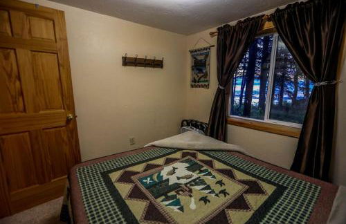 Delightful Waterfront Cabin near the Chugach National Forest, Alaska - Foto 13