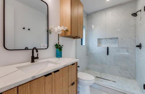 Mod Squad - Photo 44