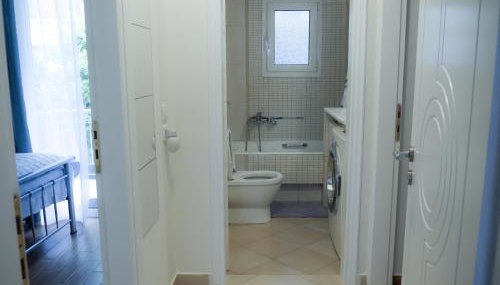 Garden Apartment next to the Mall -Private Parking - Foto 4