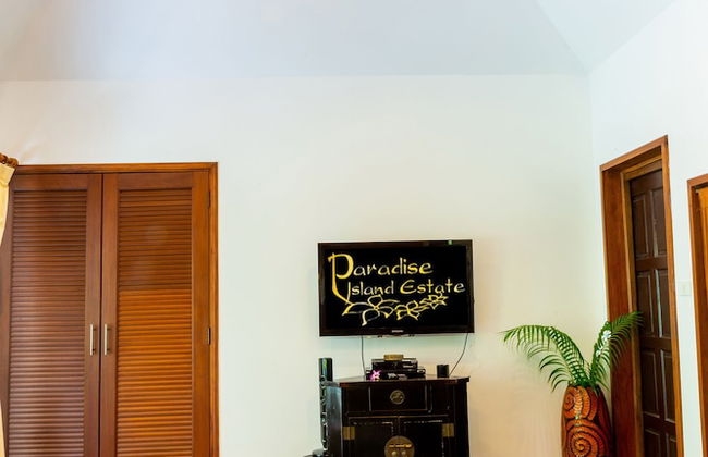 Paradise Island Estate - Photo 32