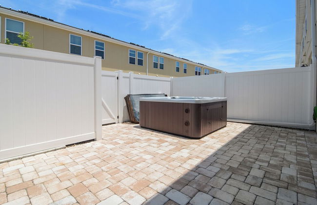 Stunning 4Bd Sleeps9 w Jacuzzi Close to Disney Compass Bay 5113 - Foto 24
