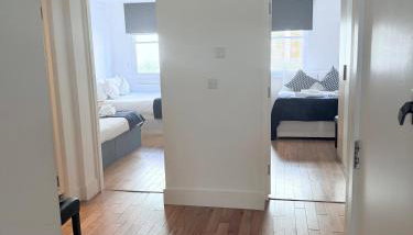 Close to centre 2 bedroom apartment - Photo 5