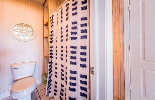 The Thunderbird - Nags Head MP 16, Oceanfront, Indoor Pool, Rooftop Pool, Hot Tub, Gazebo, Pets OK - Foto 51