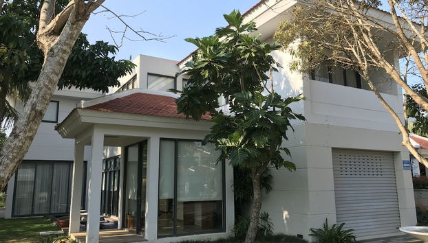 Entrada (vista interior)