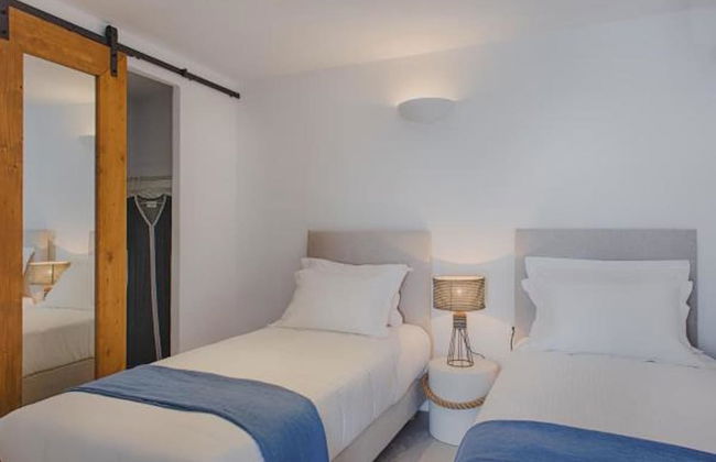 NK Luxury Villas - Photo 5