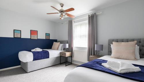 Chelmsford Reach 3 bed house near centre,free parking, Wi-Fi, table football - Foto 4