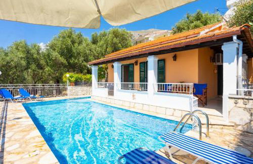 Villa Elia Large Private Pool Walk to Beach Sea Views A C Wifi Car Not Required - 1978 - Photo 16