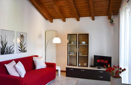 CA' GIALLA 5 - sul Lago di Lugano, Dog friendly, Balcone & Parcheggio - - Foto 1