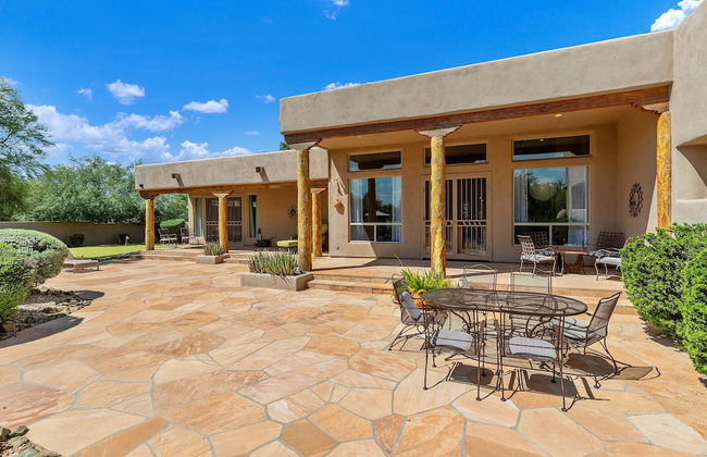 Restorative Oasis Ranch w Pool Spa - Photo 36