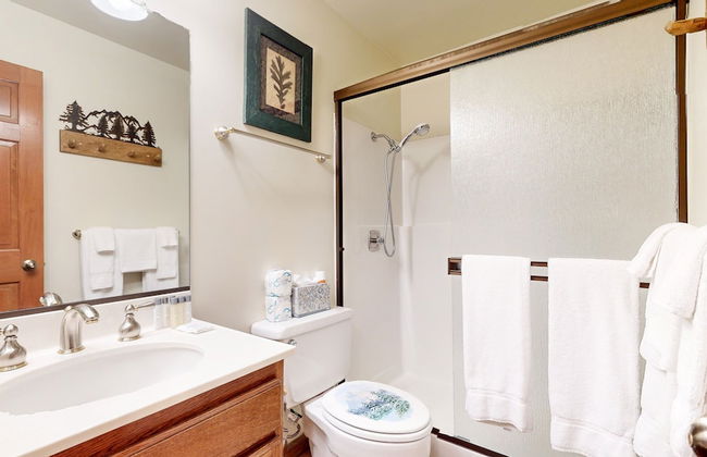 Walk to Mammoth Ski Lifts at Canyon Lodge Condo - Foto 17