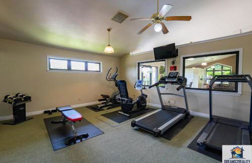 2BR Penthouse Condo - 2 Pools - Close to the Strip - Stairs Required - FREE TICKETS INCLUDED - FHC-24 - Foto 35