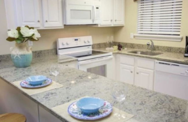 Tanglwood Resort - Photo 12