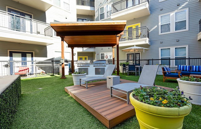 Charming 1BD in Trendy West End Neighborhood - Foto 36