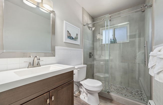 Lavender Suite Relaxed, Walkable Old Town Stay - Foto 12