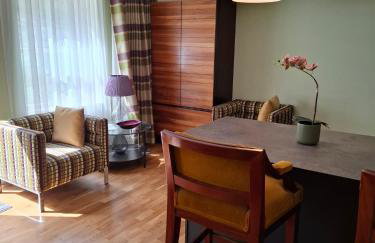 Palm Grove Apartments - Foto 4